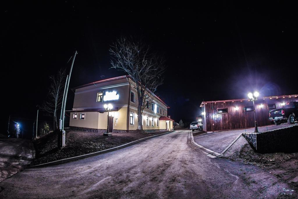 阿尔特梅尔住宿加早餐旅馆 Banská Štiavnica 外观 照片