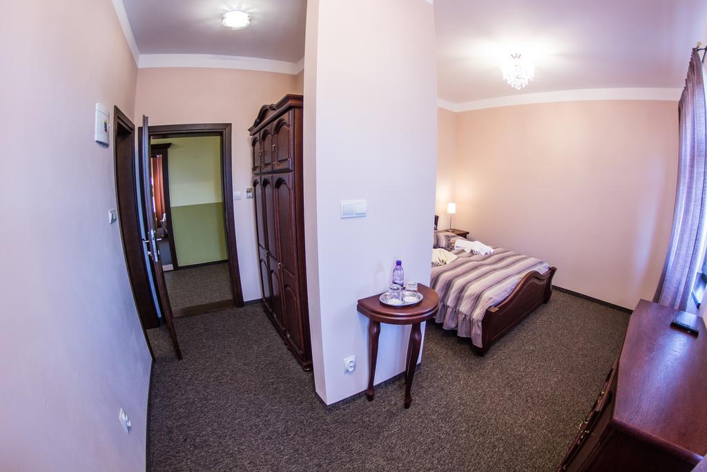 阿尔特梅尔住宿加早餐旅馆 Banská Štiavnica 外观 照片