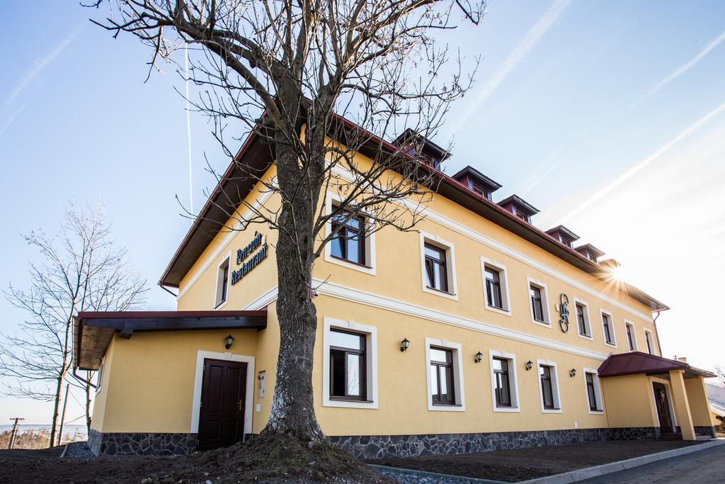阿尔特梅尔住宿加早餐旅馆 Banská Štiavnica 外观 照片